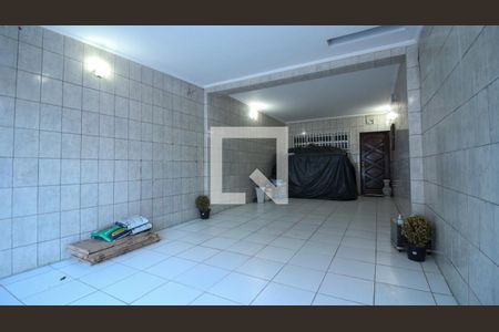 Casa à venda com 150m², 2 quartos e 2 vagas Casa à venda com 150m², 2 quartos e 2 vagasGaragem