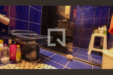 Casa à venda com 150m², 2 quartos e 2 vagas Casa à venda com 150m², 2 quartos e 2 vagasBanheiro Social