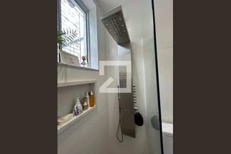 Casa à venda com 84m², 3 quartos e 1 vagaDetalhe do banheiro