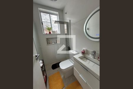 Casa à venda com 84m², 3 quartos e 1 vagaBanheiro 2