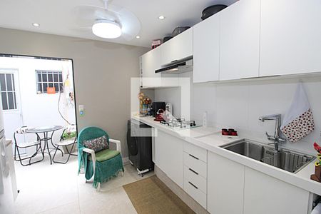 Casa à venda com 84m², 3 quartos e 1 vagaCozinha