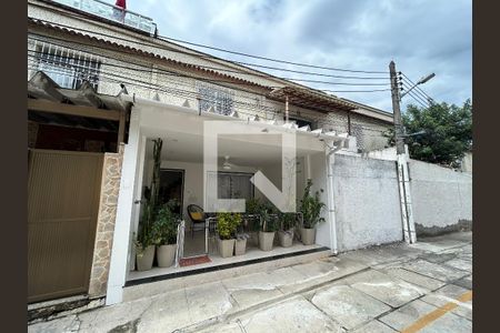 Casa à venda com 84m², 3 quartos e 1 vagaFachada