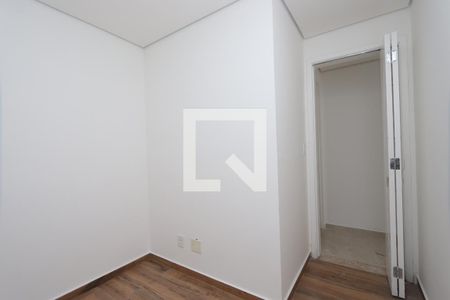 Apartamento à venda com 71m², 2 quartos e 1 vagaQuarto 2