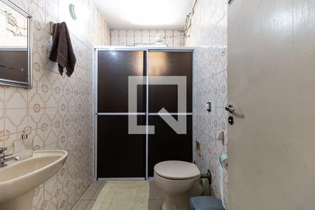 Casa à venda com 120m², 2 quartos e 2 vagas Casa à venda com 120m², 2 quartos e 2 vagasBanheiro Social