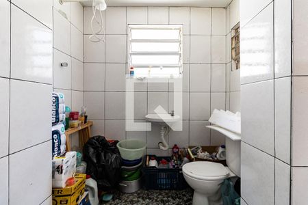 Casa à venda com 120m², 2 quartos e 2 vagas Casa à venda com 120m², 2 quartos e 2 vagasBanheiro de Serviço