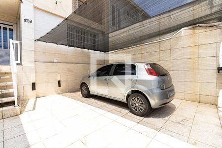 Casa à venda com 120m², 2 quartos e 2 vagas Casa à venda com 120m², 2 quartos e 2 vagasGaragem