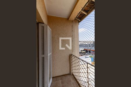 Casa à venda com 120m², 2 quartos e 2 vagas Casa à venda com 120m², 2 quartos e 2 vagasVaranda da Suíte