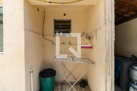 Casa à venda com 120m², 2 quartos e 2 vagas Casa à venda com 120m², 2 quartos e 2 vagasQuintal