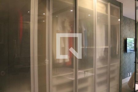 Apartamento à venda com 138m², 3 quartos e 2 vagasBanheiro da Suíte