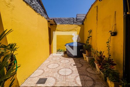 Casa à venda com 320m², 2 quartos e 1 vagaQuintal