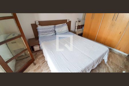 Casa à venda com 198m², 4 quartos e 2 vagas Casa à venda com 198m², 4 quartos e 2 vagasEdícula - Quarto 1