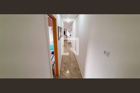 Casa à venda com 198m², 4 quartos e 2 vagas Casa à venda com 198m², 4 quartos e 2 vagasEdícula - Corredora