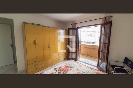 Casa à venda com 198m², 4 quartos e 2 vagas Casa à venda com 198m², 4 quartos e 2 vagasSuíte