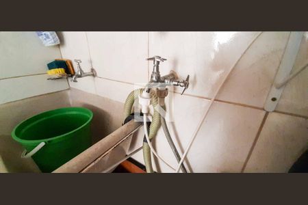 Casa à venda com 198m², 4 quartos e 2 vagas Casa à venda com 198m², 4 quartos e 2 vagasEdícula - Área de Serviço