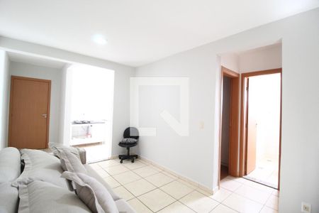Sala de apartamento para alugar com 2 quartos, 47m² em Presidente Roosevelt, Uberlândia