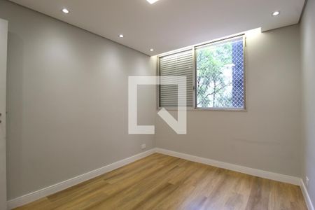 Quarto 1 de apartamento para alugar com 3 quartos, 116m² em Chácara Itaim, São Paulo