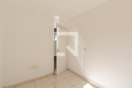 Quarto 1 de apartamento para alugar com 2 quartos, 48m² em Conjunto Residencial José Bonifácio, São Paulo