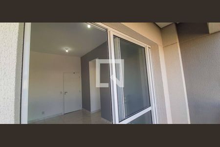 Sacada/Sala de apartamento à venda com 2 quartos, 49m² em Jaguaribe, Osasco