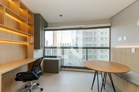 Varanda de kitnet/studio para alugar com 1 quarto, 32m² em Jardim das Acacias, São Paulo