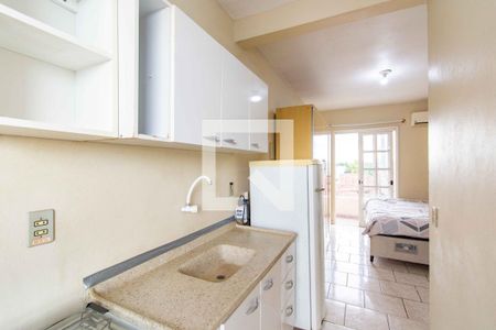 Sala/Cozinha de apartamento para alugar com 1 quarto, 20m² em São José, Canoas