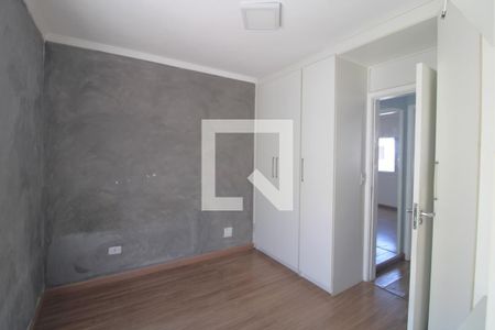 Quarto de casa à venda com 2 quartos, 70m² em Jardim Nosso Lar, São Paulo