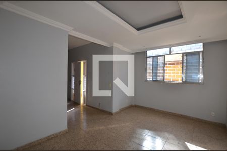 Sala 1 de casa para alugar com 3 quartos, 130m² em Madureira, Rio de Janeiro