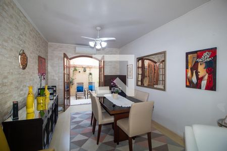 Sala de casa de condomínio para alugar com 3 quartos, 120m² em Tristeza, Porto Alegre