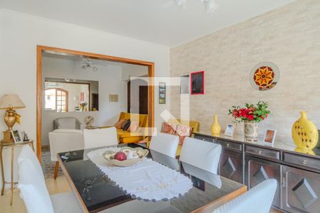 Sala de casa à venda com 3 quartos, 120m² em Tristeza, Porto Alegre