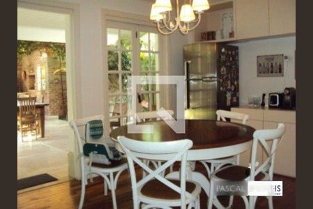 Casa de Condomínio à venda com 4 quartos, 530m² em Super Quadra Morumbi, São Paulo