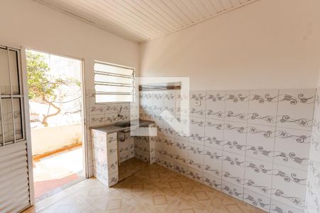 Cozinha de casa para alugar com 1 quarto, 35m² em Vila Francisco Matarazzo, Santo André