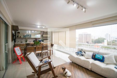 Varanda Sala de apartamento à venda com 3 quartos, 160m² em Santo Amaro, São Paulo