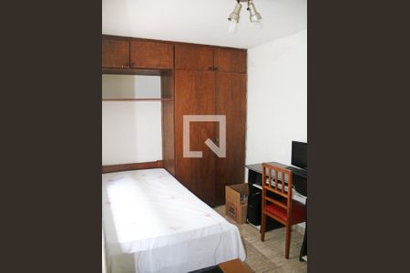Casa à venda com 3 quartos, 100m² em Jardim Guarapiranga, São Paulo