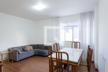 Sala de apartamento para alugar com 2 quartos, 60m² em Sion, Belo Horizonte