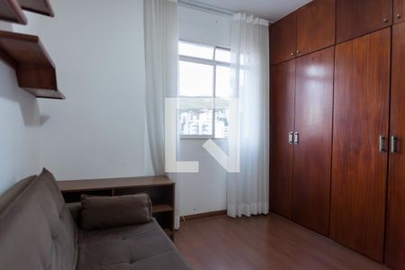 quarto 1 de apartamento para alugar com 2 quartos, 60m² em Sion, Belo Horizonte