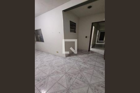 Casa à venda com 3 quartos, 100m² em Vila Carrão, São Paulo