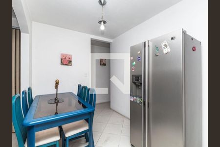 Casa à venda com 4 quartos, 220m² em Campo Belo, São Paulo