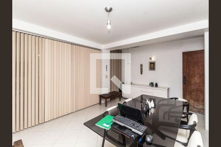 Casa à venda com 4 quartos, 220m² em Campo Belo, São Paulo