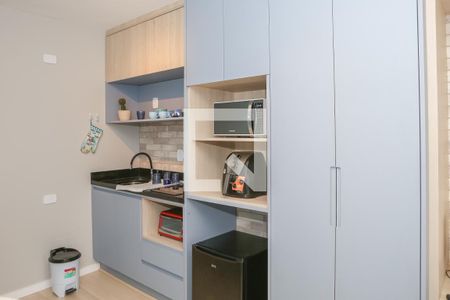 Cozinha de apartamento para alugar com 1 quarto, 25m² em Pompeia, São Paulo