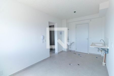 Sala/Cozinha de apartamento para alugar com 2 quartos, 35m² em Vila Ré, São Paulo