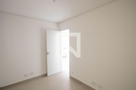Quarto 1 de apartamento para alugar com 2 quartos, 42m² em Vila Mazzei, São Paulo