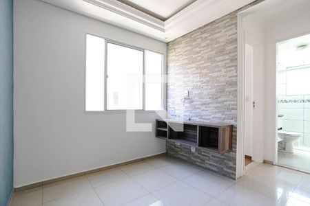 Sala de apartamento para alugar com 2 quartos, 45m² em Vila Urupes, Suzano