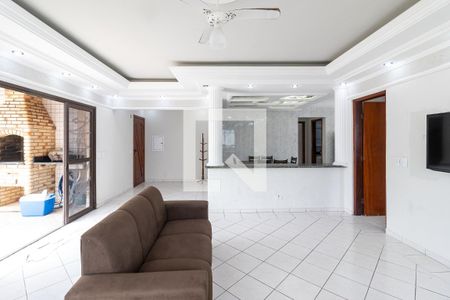 Sala de apartamento para alugar com 3 quartos, 200m² em Nova Mirim, Praia Grande