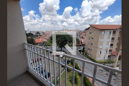 Sacada - Sala de apartamento para alugar com 2 quartos, 46m² em Jardim Sao Miguel, Ferraz de Vasconcelos