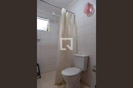 Banheiro de apartamento para alugar com 2 quartos, 50m² em Centro, Guarulhos