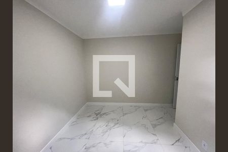Quarto 2 de apartamento para alugar com 2 quartos, 48m² em Parque Rincao, Cotia