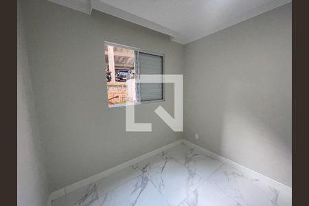 Quarto 2 de apartamento para alugar com 2 quartos, 48m² em Parque Rincao, Cotia