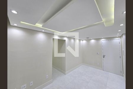 Apartamento à venda com 2 quartos, 90m² em Vila Carmosina, São Paulo