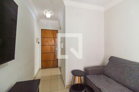 Sala de apartamento para alugar com 2 quartos, 50m² em Vila Carmosina, São Paulo