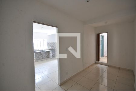 Quarto 2 de casa para alugar com 2 quartos, 60m² em Vila Nova Mazzei, São Paulo