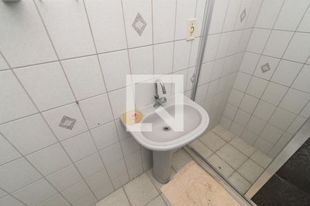 Banheiro de apartamento para alugar com 1 quarto, 100m² em Vicente de Carvalho, Rio de Janeiro